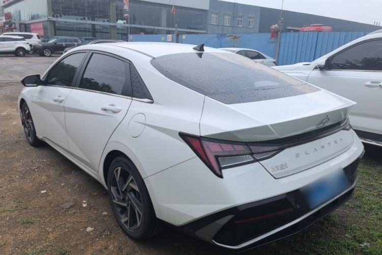 Used Hyundai Elantra 2023 1.5L CVT GLX Elite Edition Rear Left 45 Deg