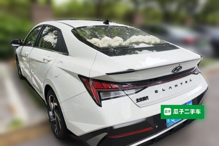 Used Hyundai Elantra 2023 1.5L CVT LUX Prestige Edition Rear Left 45 Deg