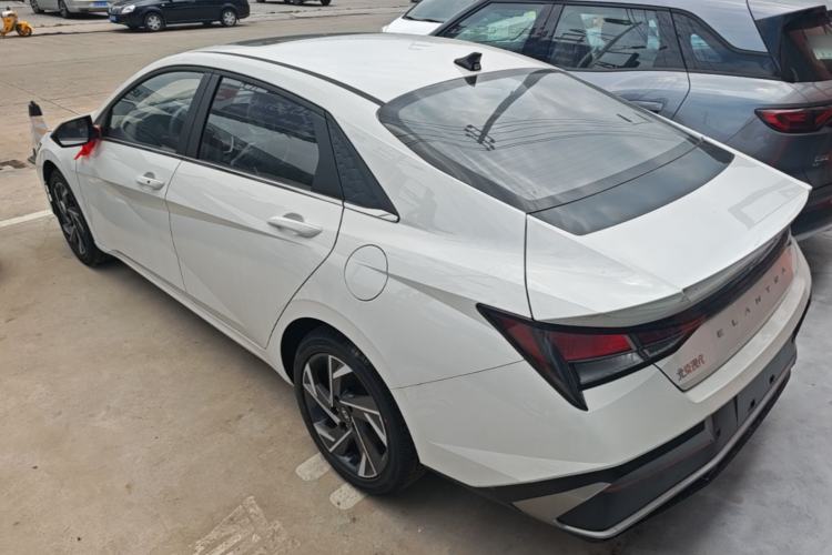 Used Hyundai Elantra 2023 1.5L CVT GLX Elite Edition Rear Left 45 Deg