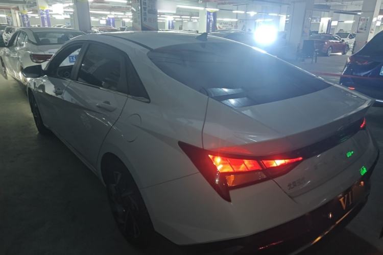 Used Hyundai Elantra 2023 1.5L CVT GLX Elite Edition Rear Left 45 Deg