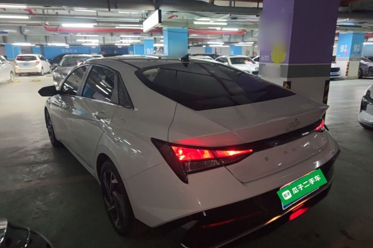 Used Hyundai Elantra 2023 1.5L CVT GLX Elite Edition Rear Left 45 Deg