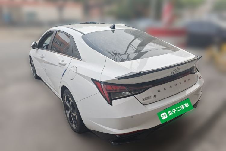 Used Hyundai Elantra 2023 1.5L CVT LUX Prestige Edition Rear Left 45 Deg