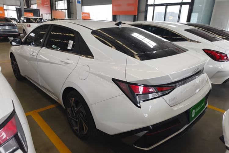 Used Hyundai Elantra 2023 1.5L CVT GLX Elite Edition Rear Left 45 Deg
