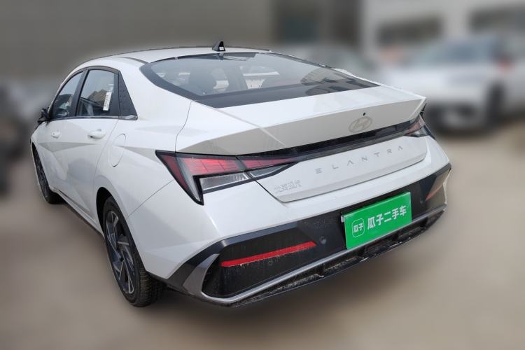 Used Hyundai Elantra 2023 1.5L CVT GLX Elite Edition Rear Left 45 Deg