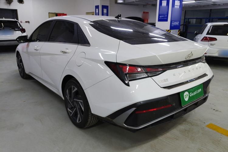 Used Hyundai Elantra 2023 1.5L CVT GLX Elite Edition Rear Left 45 Deg