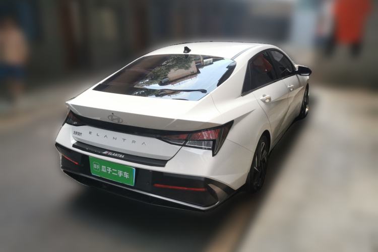 Used Hyundai Elantra 2023 1.5L CVT GLX Elite Edition Rear Right 45 Deg