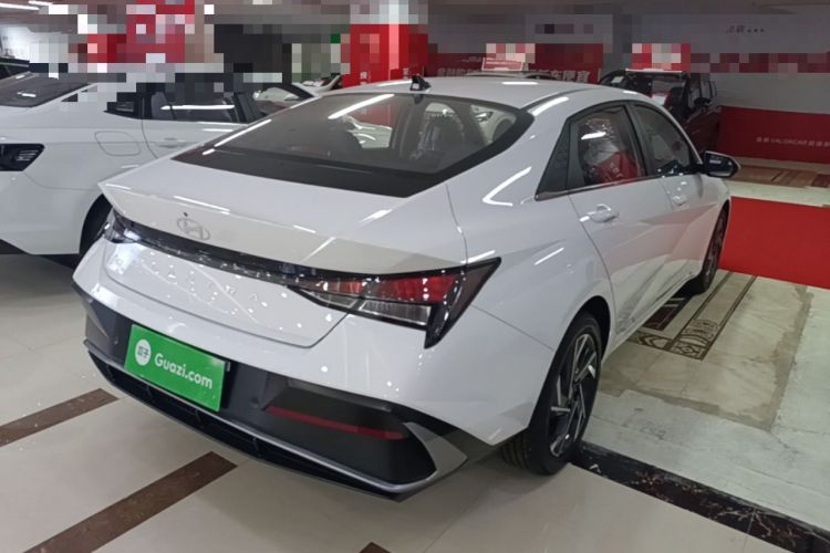 Used Hyundai Elantra 2023 1.5L CVT GLX Elite Edition Rear Right 45 Deg