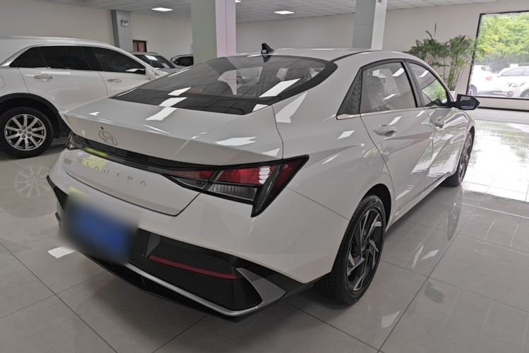 Used Hyundai Elantra 2023 1.5L CVT GLX Elite Edition Rear Right 45 Deg