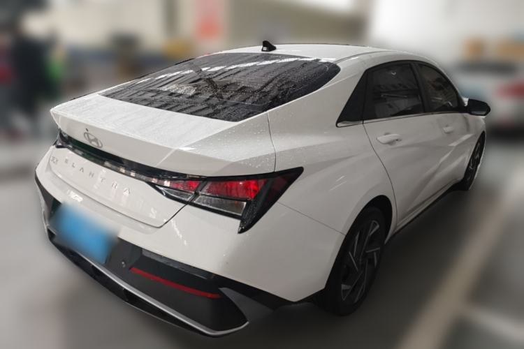 Used Hyundai Elantra 2023 1.5L CVT GLX Elite Edition Rear Right 45 Deg