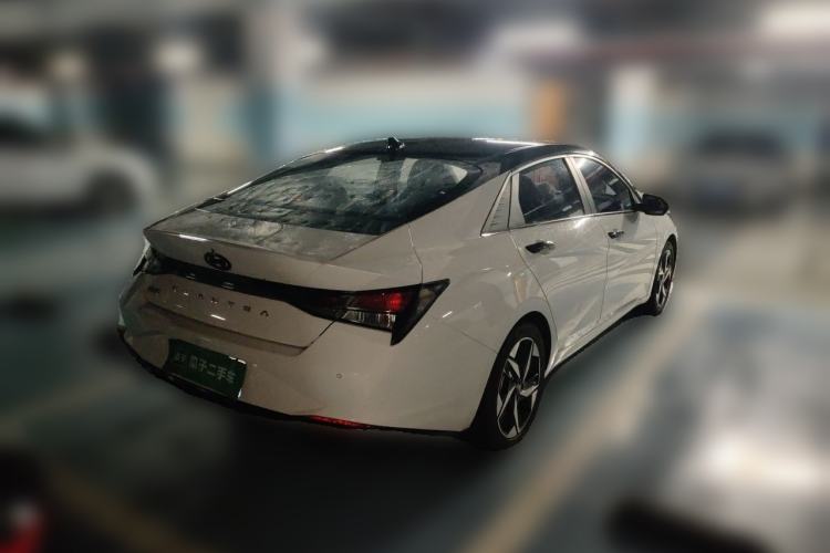 Used Hyundai Elantra 2023 1.5L CVT GLX Elite Edition Rear Right 45 Deg