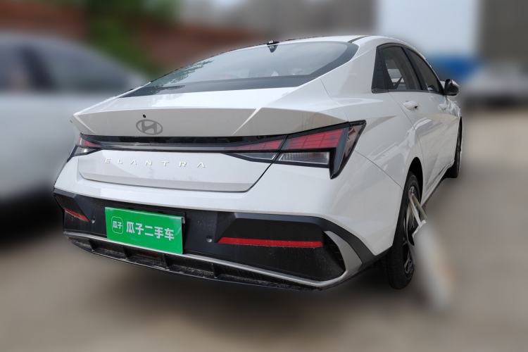 Used Hyundai Elantra 2023 1.5L CVT GLX Elite Edition Rear Right 45 Deg