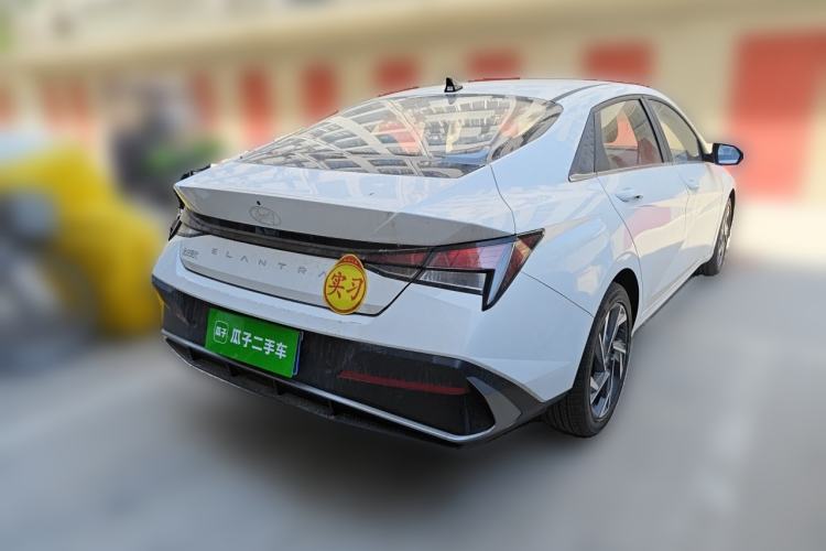 Used Hyundai Elantra 2023 1.5L CVT GLX Elite Edition Rear Right 45 Deg