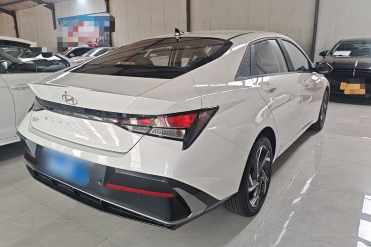 Used Hyundai Elantra 2023 1.5L CVT GLX Elite Edition Rear Right 45 Deg