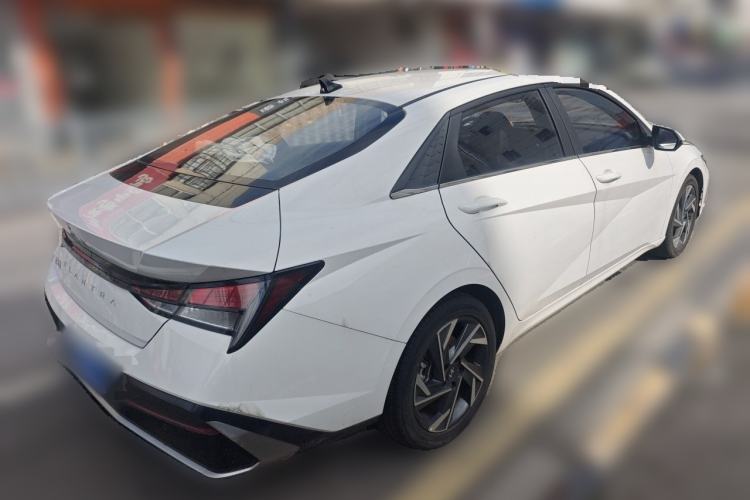 Used Hyundai Elantra 2023 1.5L CVT GLX Elite Edition Rear Right 45 Deg