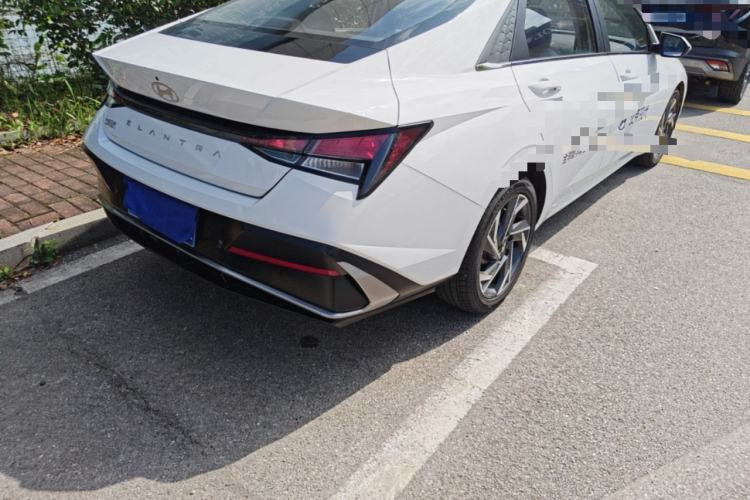 Used Hyundai Elantra 2023 1.5L CVT GLX Elite Edition Rear Right 45 Deg