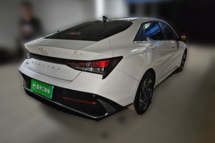 Used Hyundai Elantra 2023 1.5L CVT GLX Elite Edition Rear Right 45 Deg