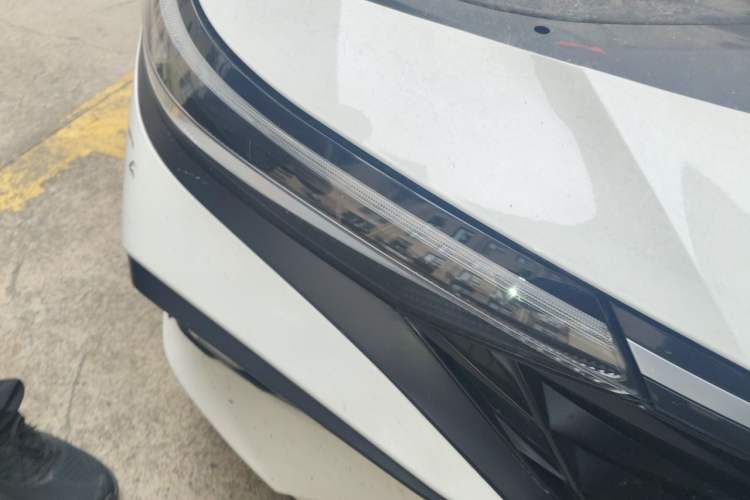 Used Hyundai Elantra 2023 1.5L CVT GLX Elite Edition Right Front Headlight