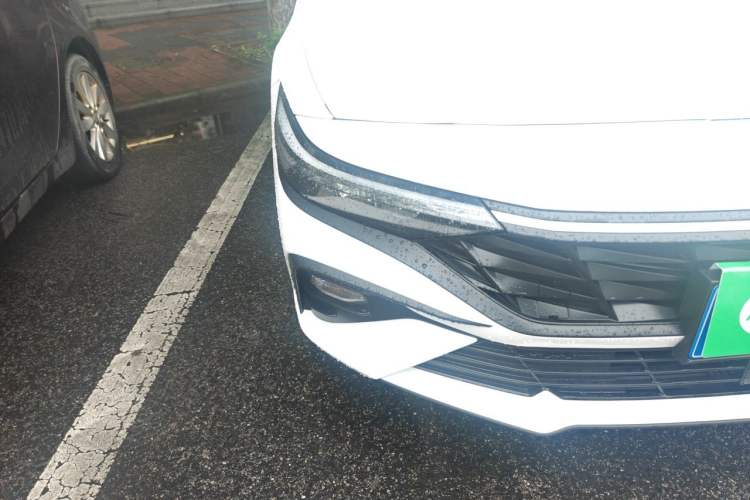 Used Hyundai Elantra 2023 1.5L CVT GLX Elite Edition Right Front Headlight