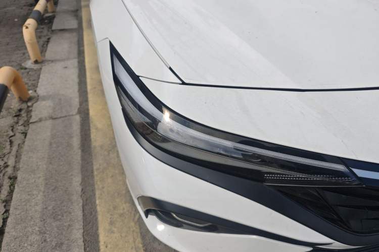 Used Hyundai Elantra 2023 1.5L CVT GLX Elite Edition Right Front Headlight