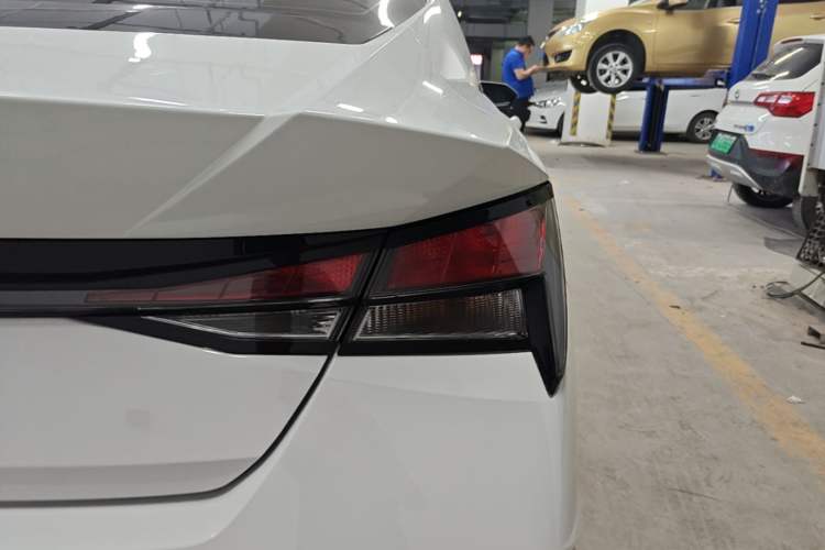 Used Hyundai Elantra 2023 1.5L CVT GLX Elite Edition Right Rear Taillight