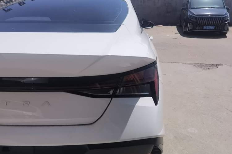 Used Hyundai Elantra 2023 1.5L CVT LUX Prestige Edition Right Rear Taillight