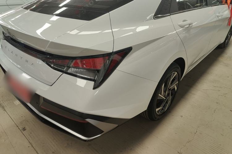 Used Hyundai Elantra 2023 1.5L CVT GLX Elite Edition Right Rear Taillight