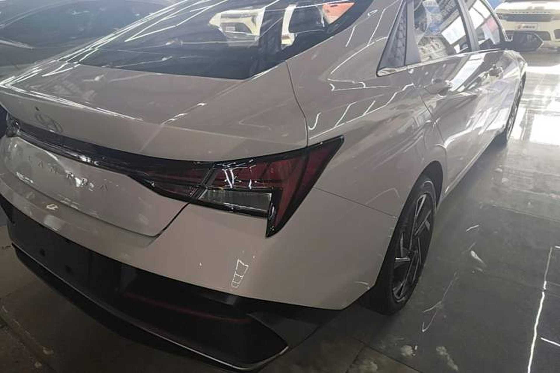 Used Hyundai Elantra 2023 1.5L CVT LUX Prestige Edition Right Rear Taillight