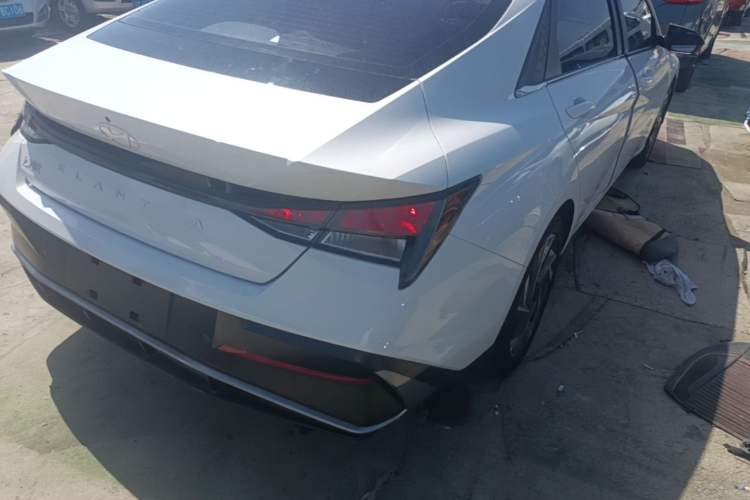 Used Hyundai Elantra 2023 1.5L CVT GLX Elite Edition Right Rear Taillight