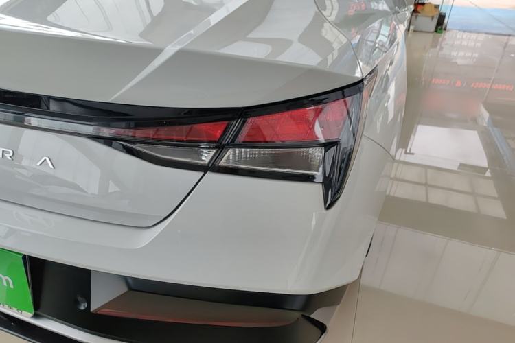 Used Hyundai Elantra 2023 1.5L CVT GLX Elite Edition Right Rear Taillight