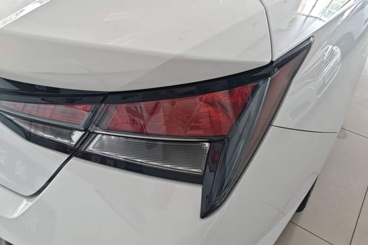 Used Hyundai Elantra 2023 1.5L CVT GLX Elite Edition Right Rear Taillight