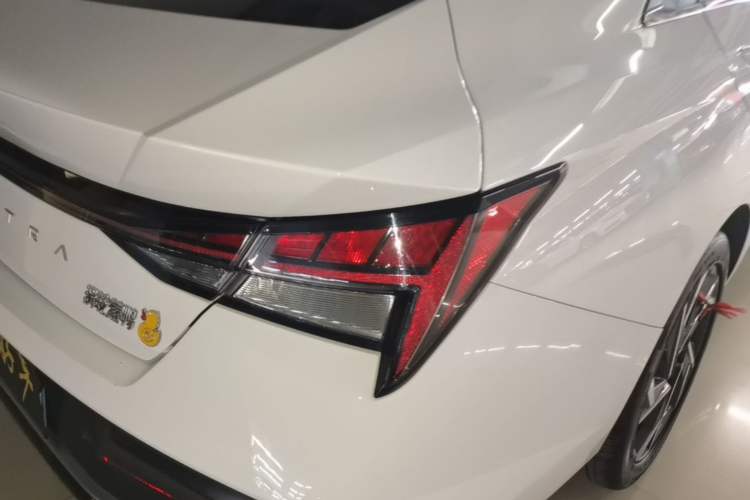 Used Hyundai Elantra 2023 1.5L CVT GLX Elite Edition Right Rear Taillight