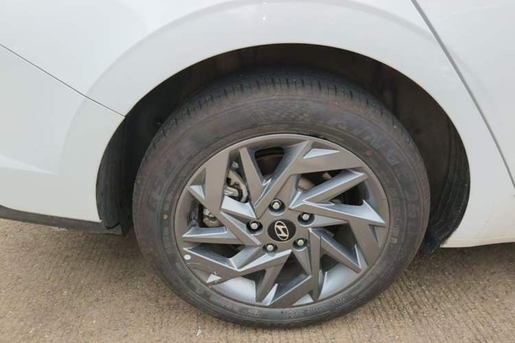 Used Hyundai Elantra 2023 1.5L CVT GLS Leading Edition Right Rear Wheel Hub