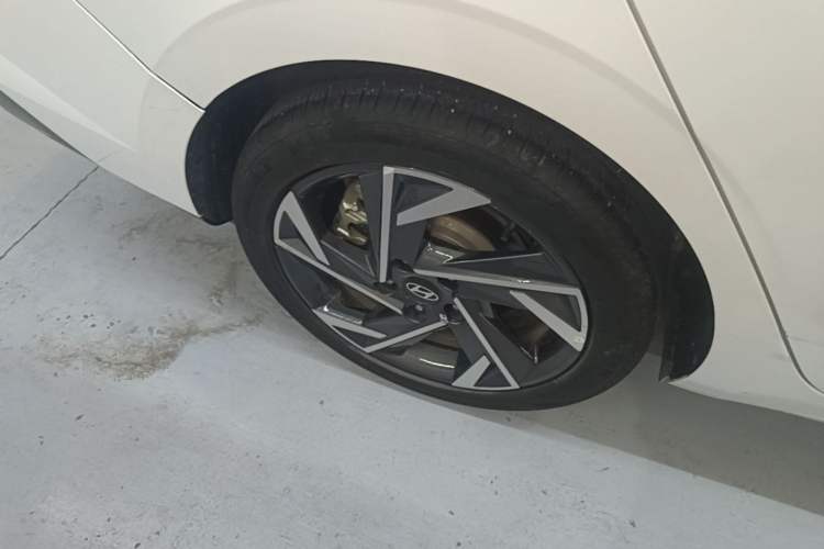 Used Hyundai Elantra 2023 1.5L CVT GLX Elite Edition Right Rear Wheel Hub