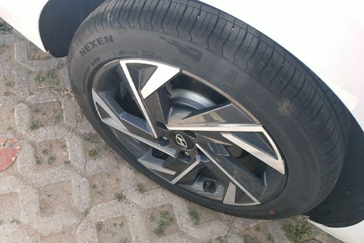 Used Hyundai Elantra 2023 1.5L CVT GLX Elite Edition Right Rear Wheel Hub