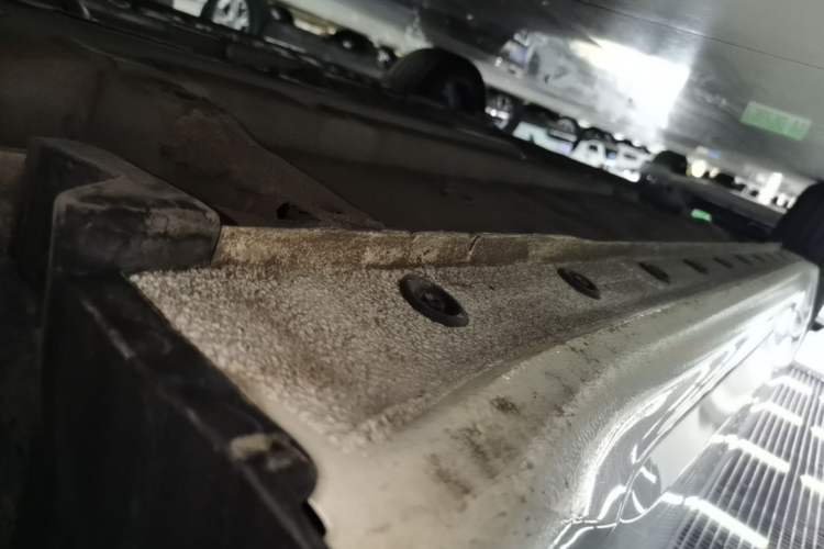 Used Hyundai Elantra 2023 1.5L CVT GLX Elite Edition Right Side Sill