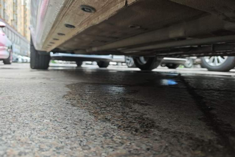 Used Hyundai Elantra 2023 1.5L CVT GLX Elite Edition Right Side Sill