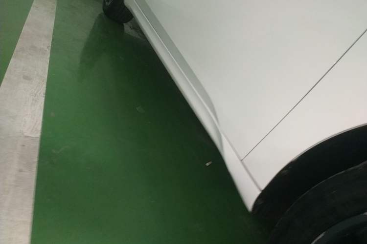 Used Hyundai Elantra 2023 1.5L CVT GLX Elite Edition Right Side Sill