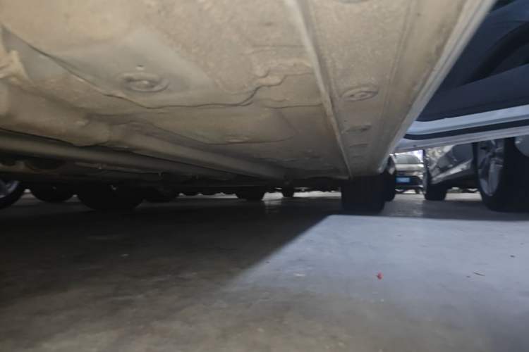 Used Hyundai Elantra 2023 1.5L CVT GLX Elite Edition Right Side Sill