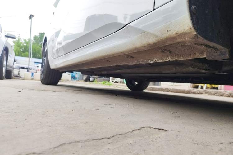 Used Hyundai Elantra 2023 1.5L CVT GLX Elite Edition Right Side Sill