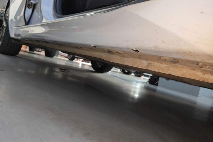 Used Hyundai Elantra 2023 240TGDi DCT N Line GLX Elite Edition Right Side Sill