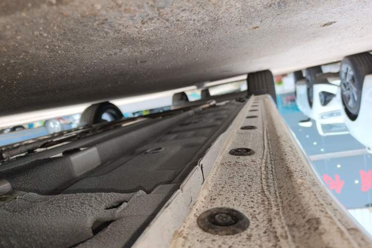 Used Hyundai Elantra 2023 1.5L CVT GLX Elite Edition Right Side Sill