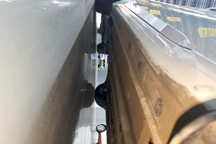 Used Hyundai Elantra 2023 1.5L CVT GLX Elite Edition Right Side Sill