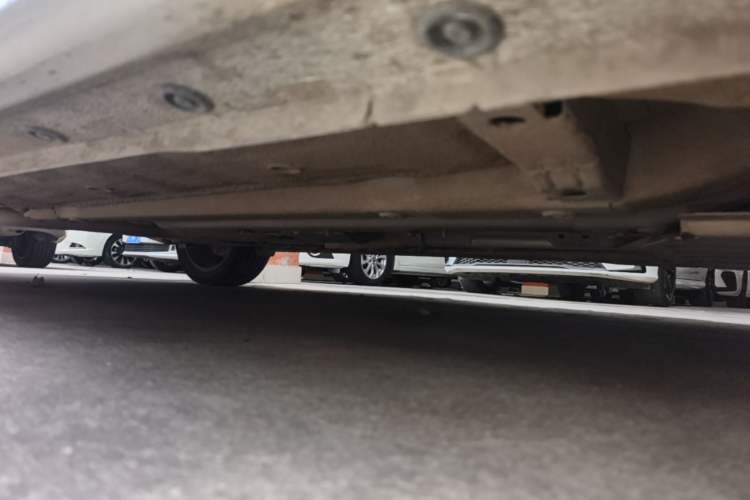 Used Hyundai Elantra 2023 1.5L CVT GLX Elite Edition Right Side Sill