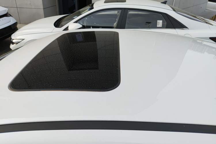 Used Hyundai Elantra 2023 1.5L CVT GLX Elite Edition Roof
