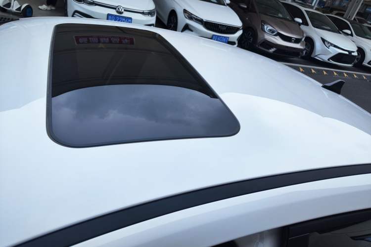 Used Hyundai Elantra 2023 1.5L CVT GLX Elite Edition Roof