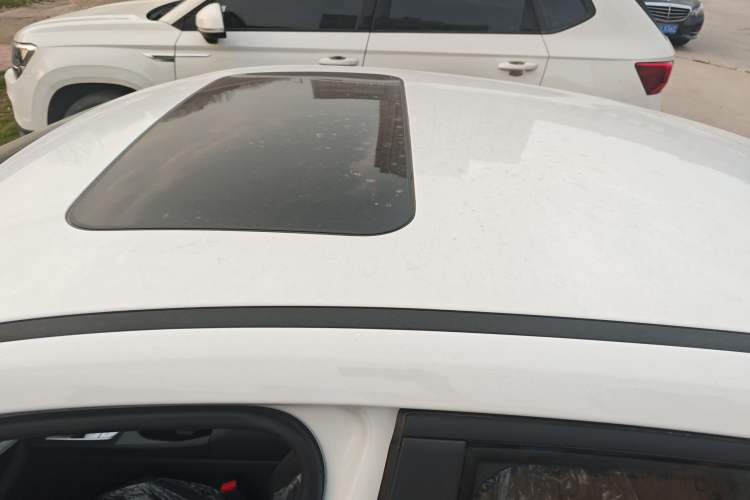 Used Hyundai Elantra 2023 1.5L CVT LUX Prestige Edition Roof