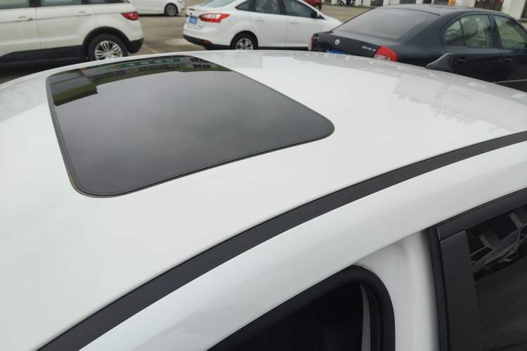 Used Hyundai Elantra 2023 1.5L CVT LUX Prestige Edition Roof