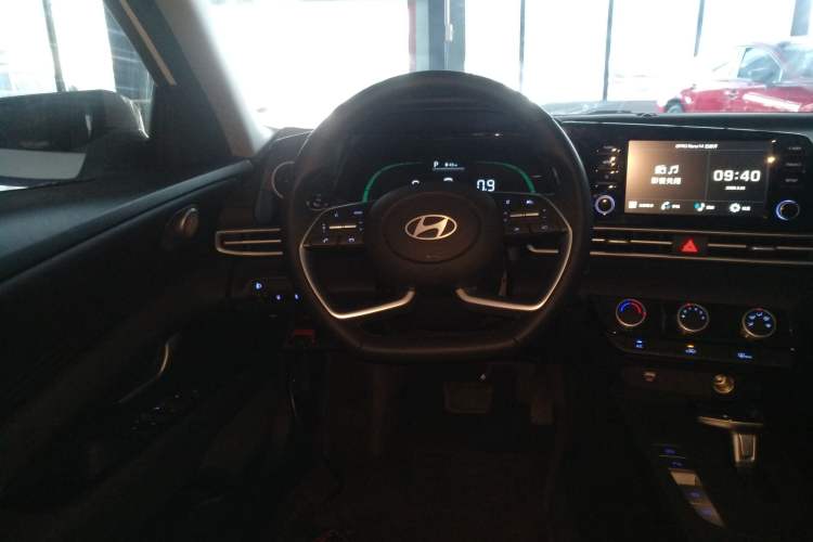 Used Hyundai Elantra 2023 1.5L CVT GLX Elite Edition Steering Wheel