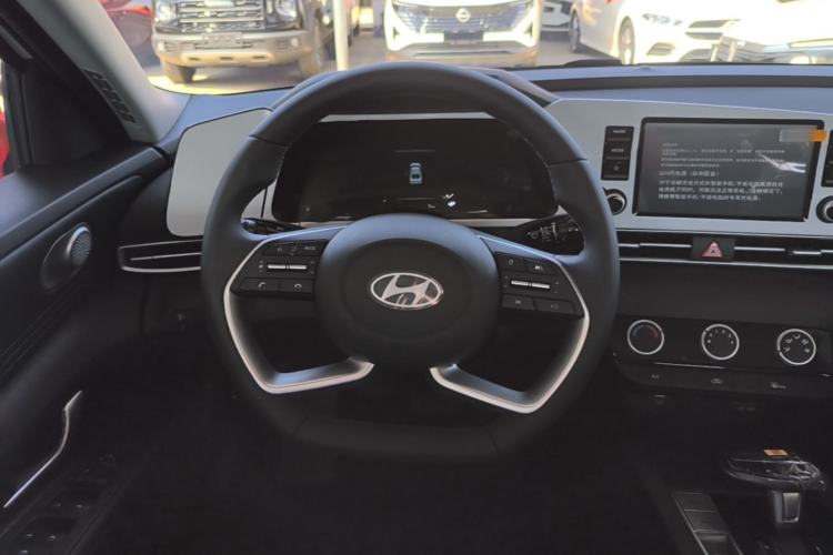 Used Hyundai Elantra 2023 1.5L CVT GLX Elite Edition Steering Wheel