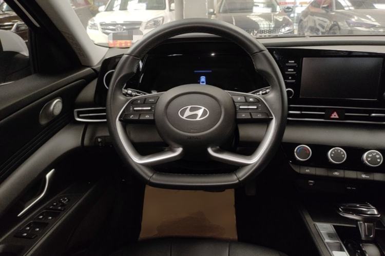 Used Hyundai Elantra 2023 1.5L CVT GLX Elite Edition Steering Wheel